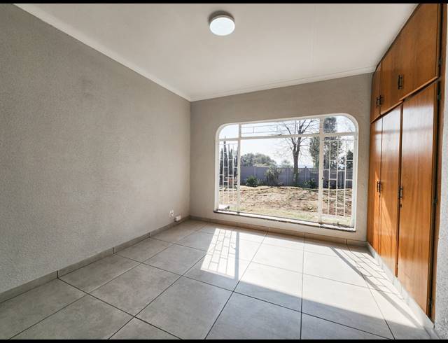 3 BEDROOM HOUSE FOR SALE IN VAALPARK